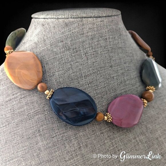 Multicolor Chunky Acrylic Pebble Bead Gold Tone Dragonfly Toggle Clasp Necklace - Picture 2 of 8